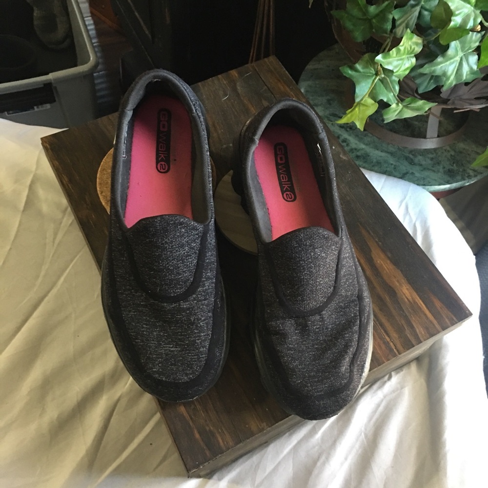 Skechers Go Walk gray and black